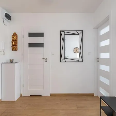 1-bedroom Near Old Town By Ecru Wwa58 公寓