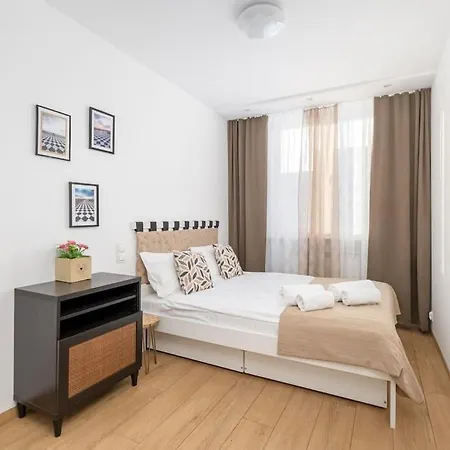 1-bedroom Near Old Town By Ecru Wwa58