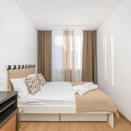 1-bedroom Near Old Town By Ecru Wwa58